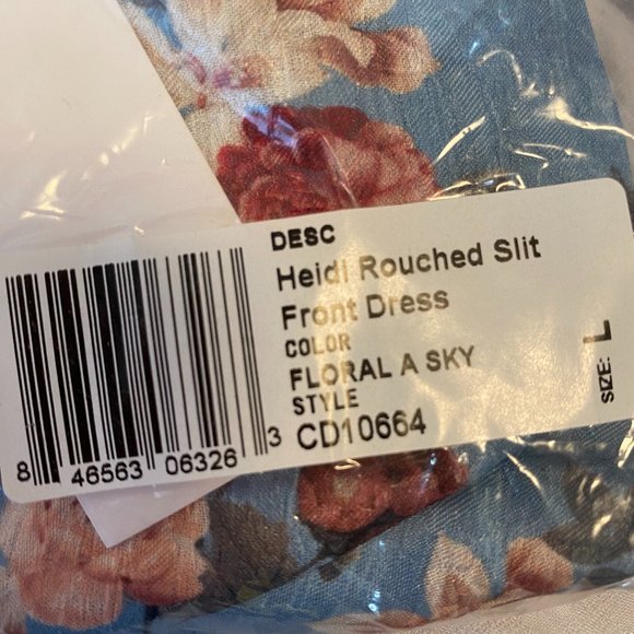 NSR Heidi Rouched Slit Front Dress Floral Blue Sky WOMENS SIZE Large NWT - Picture 4 of 9